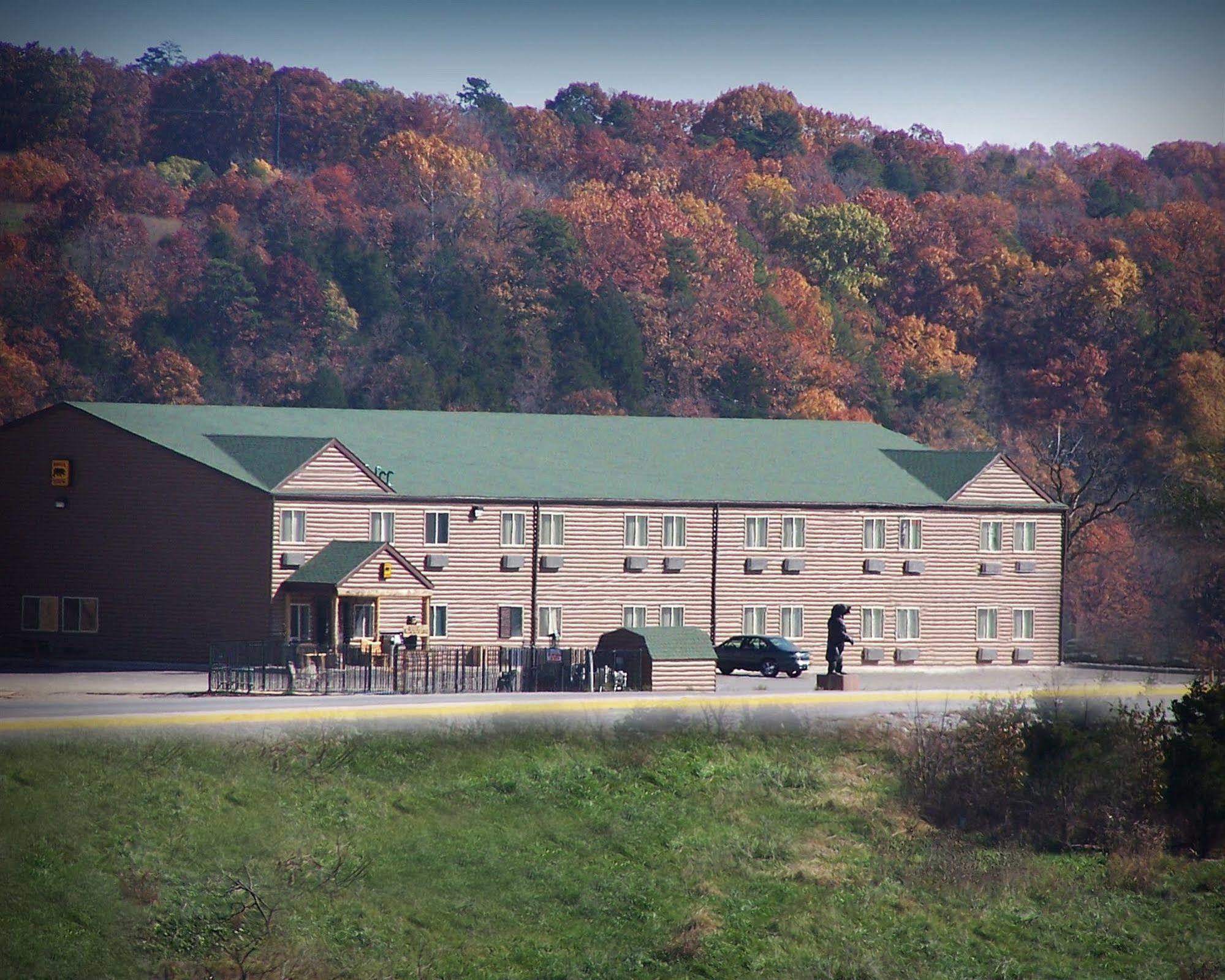 Booneslick Lodge - Jane Екстер'єр фото